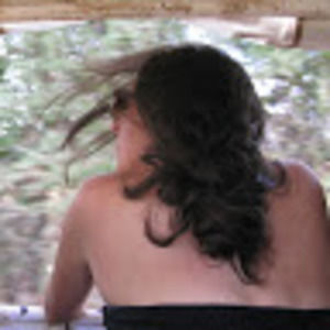 Meet your Posher, Risa